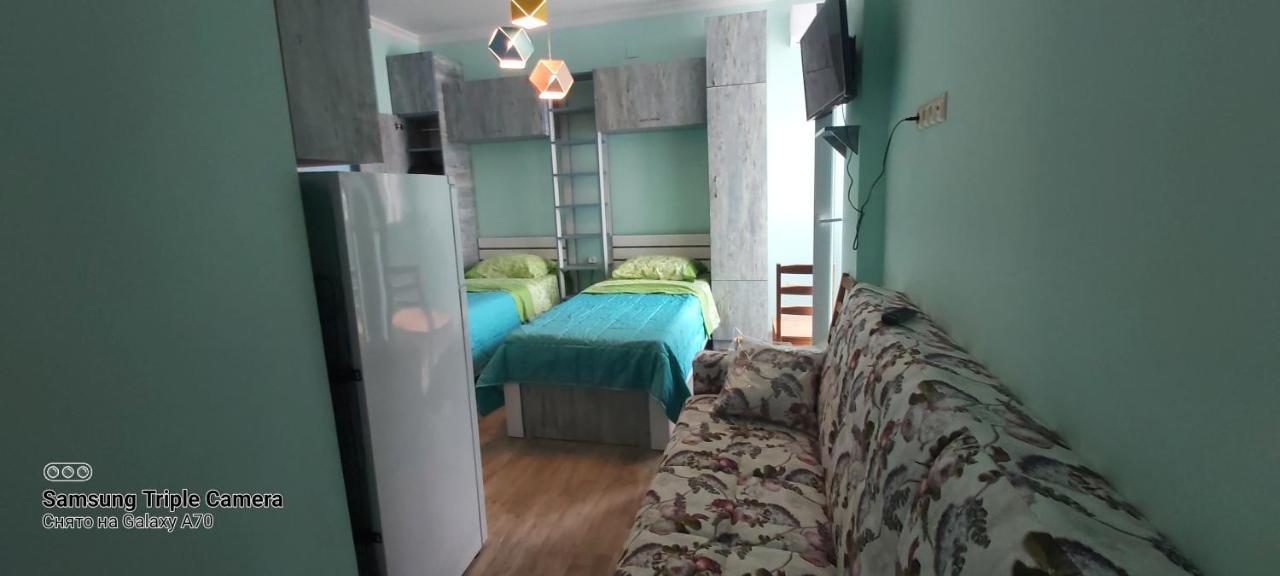 Студия Радуга У Моря Колхида Batumi Ngoại thất bức ảnh