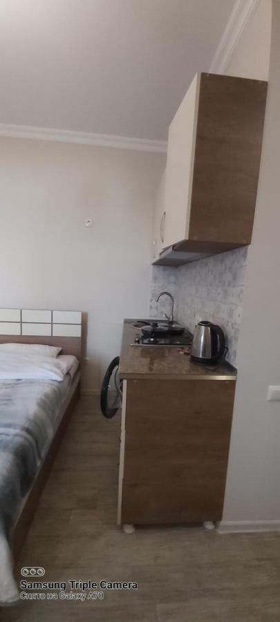 Студия Радуга У Моря Колхида Apartment Batumi Ngoại thất bức ảnh